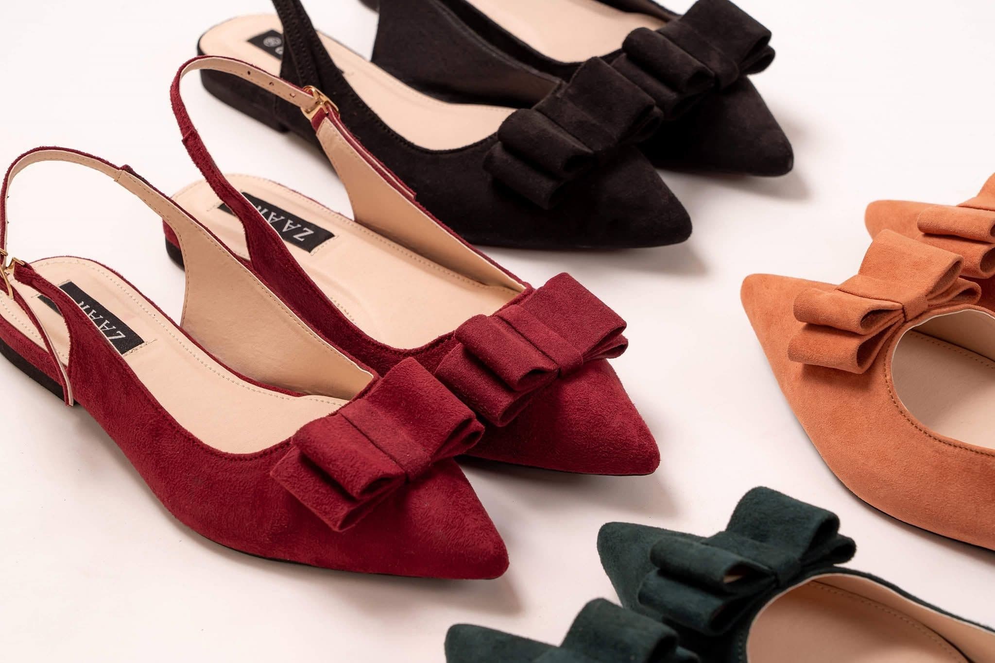 Classic Pumps